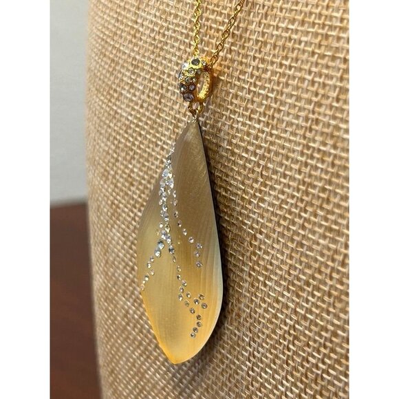 Alexis Bittar Crystal Dust Lucite Leaf Pendant Necklace in Gold - Picture 3 of 6